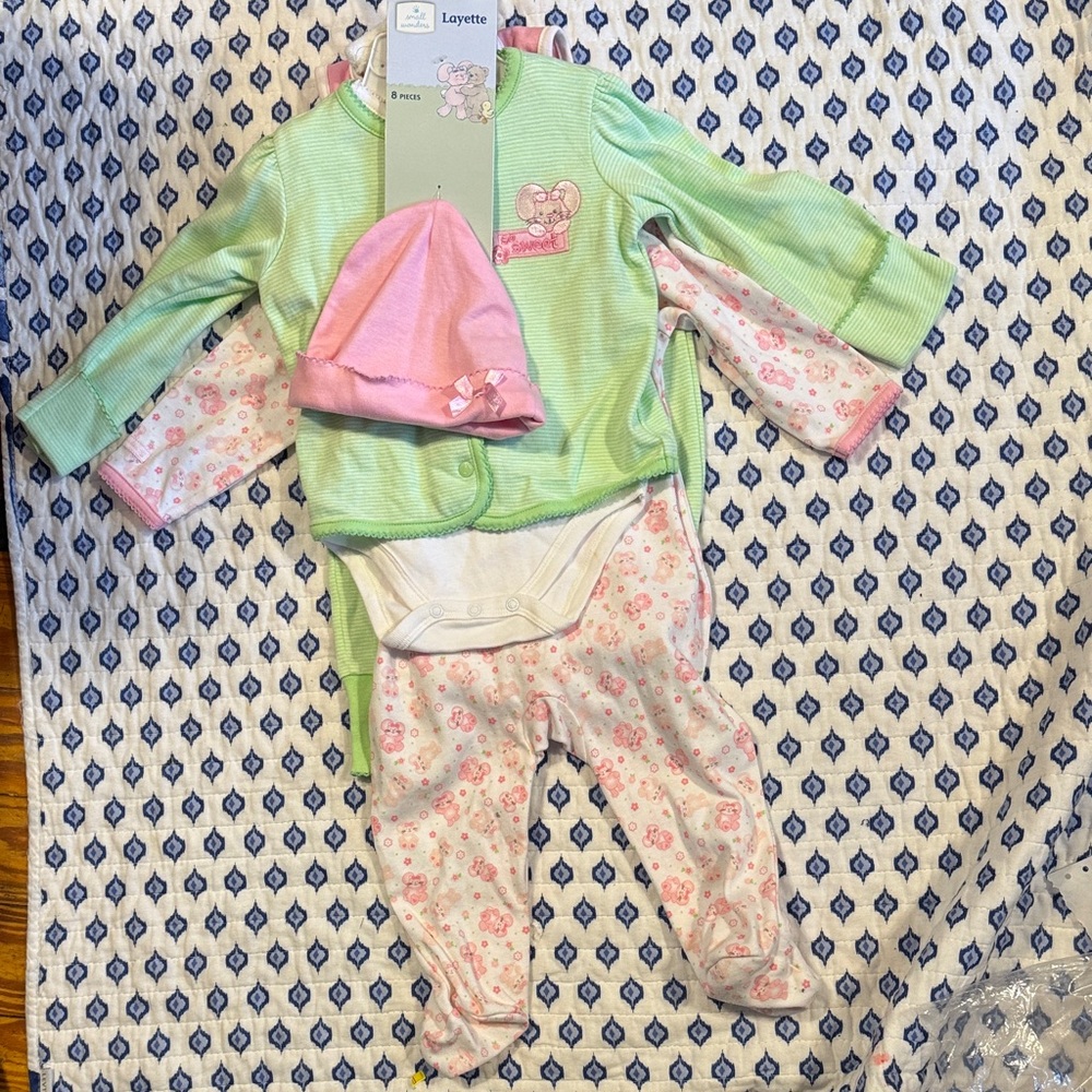 NWT Small wonders green and Pink Baby 8 piece layetteOutfit Set